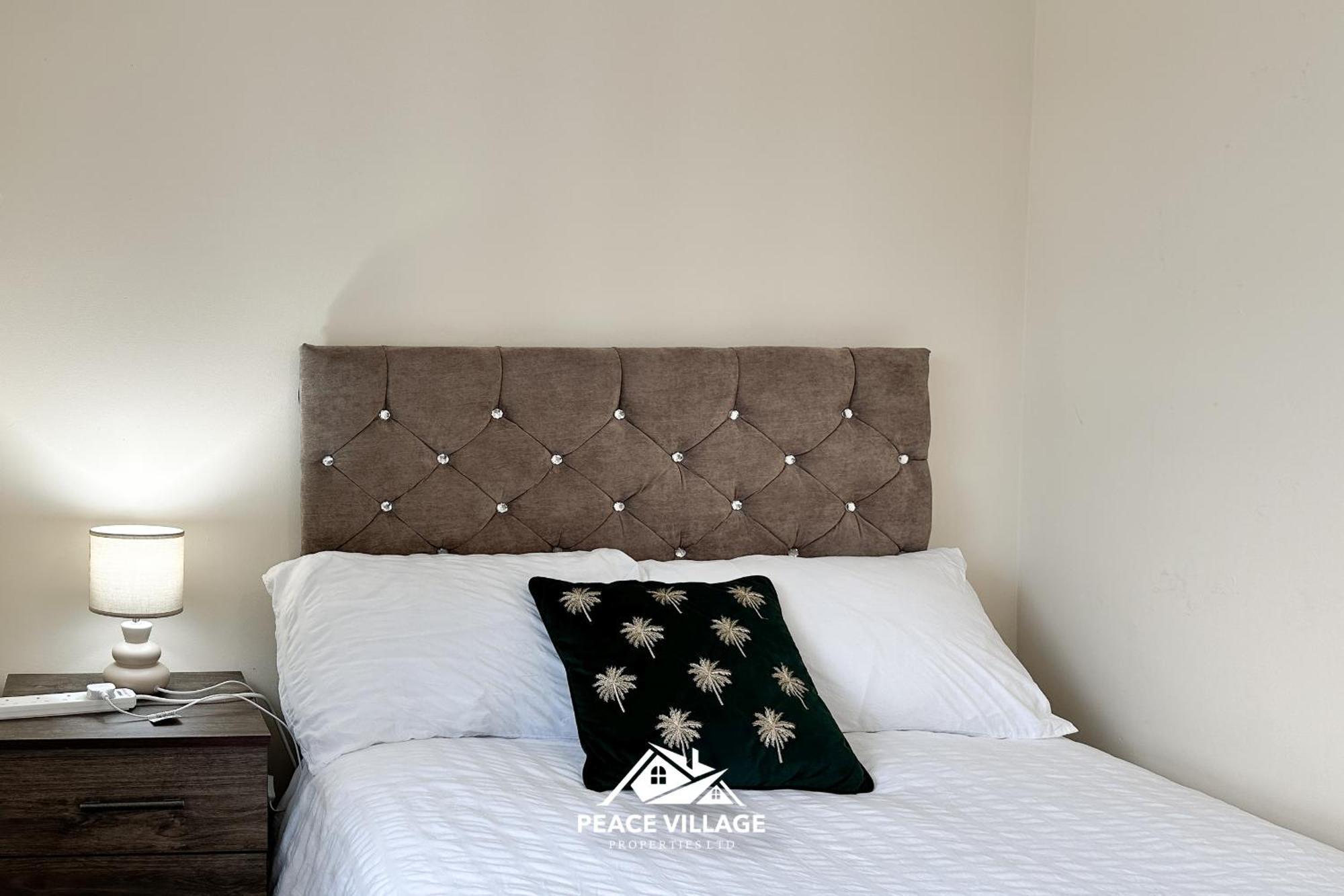 Ashton Co-Living - Private Room Self-Cater Manchester Extérieur photo
